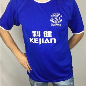 Vintage EPL Everton replica retro soccer jersey 2002-2003.